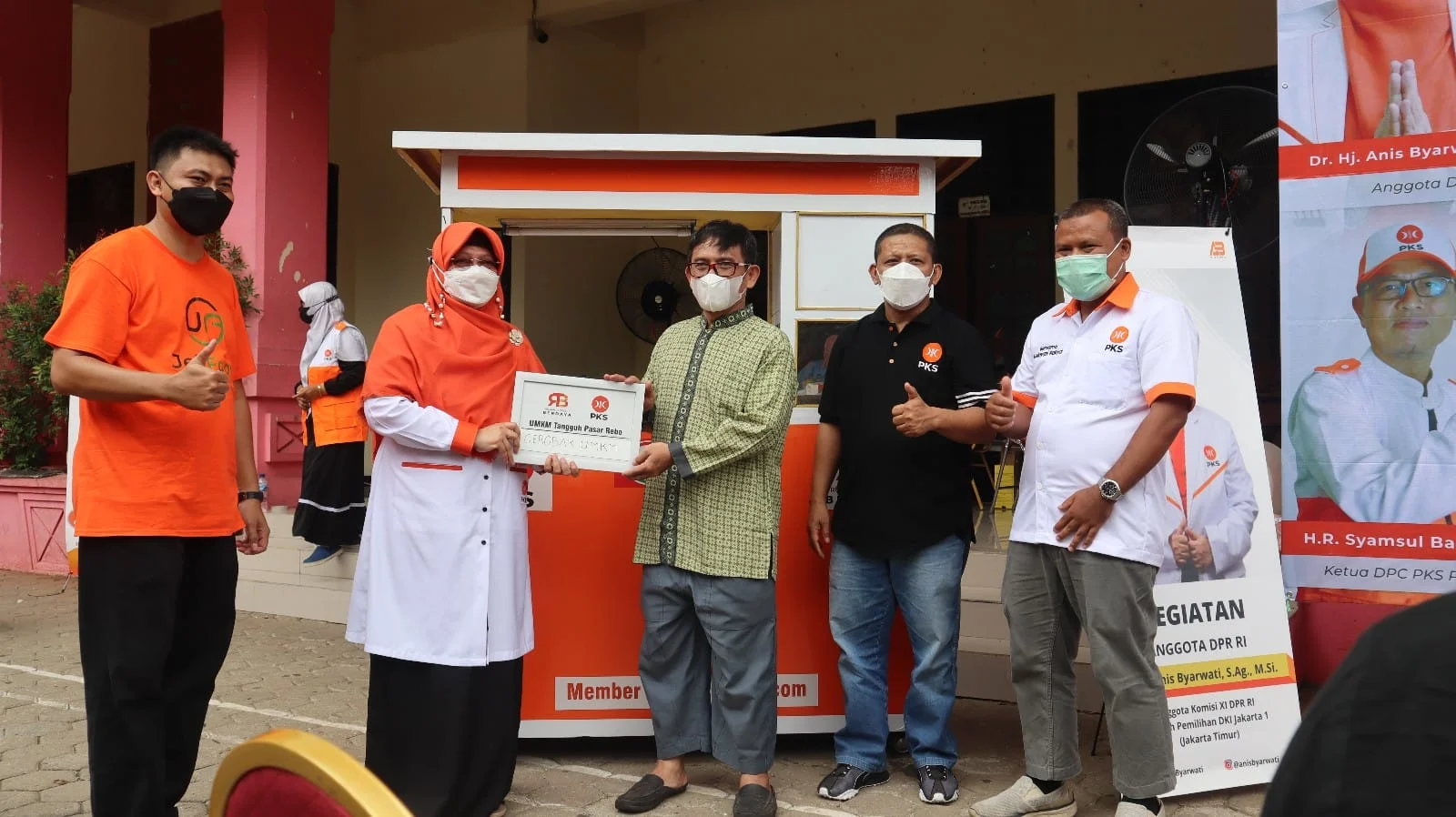 Anis Berkolaborasi Selenggarakan Kegiatan Vaksinasi dan Gebyar UMKM, sebagai Kontribusi PKS Membantu Masyarakat
